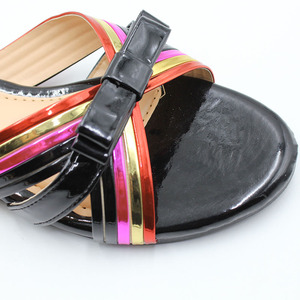 Venta caliente verano moda diseñador marca zapatos mujer oro Bowknot punta abierta Sandalias planas señoras playa diapositivas zapatillas - Product Image 5