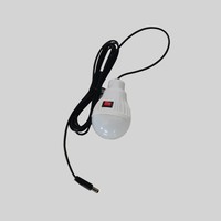 Ventilateur de table solaire 12 pouces USB rechargeable compatible AC/DC avec télécommande équipée veilleuse 4-8 heures d'autonomie 3W