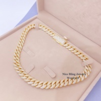 Hip Hop Iced Out Perhiasan Harga Pabrik Micro Pave Kualitas Tinggi Vvs D Warna Berlian 12Mm Rantai Tautan Kuba Moissanite
