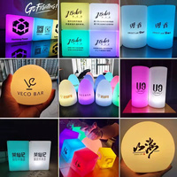 Tabouret lumineux LED personnalisé avec logo gratuit, télécommande, 16 couleurs RVB, lampe de tabouret LED rechargeable pour bar et événements