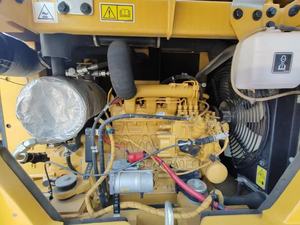 รถขุดตีนตะขาบ CAT 305.5E2 มือสอง เครื่องขุดไฮดรอลิกสำหรับงานก่อสร้างและงานดินดิบ - Product Image 5