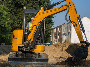 Excavadora de cadenas de 3.5 toneladas de alta calidad 9035E con excelentes características operativas para trabajos en espacios reducidos - Product Image 6