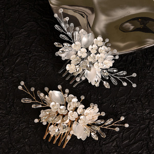 <span class=keywords><strong>Peigne</strong></span> à cheveux floral artisanal pour mariée, élégant, avec perles et cristaux, accessoire romantique pour <span class=keywords><strong>mariage</strong></span>, fleurs blanches, pour mariées et bals de promo - Product Image 2