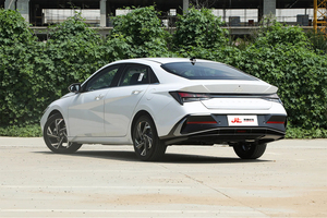 Hyundai Elantra 2023 1.5L LHD Automatica Berlina Usata con Tetto Panoramico, Auto Economica per Uso Quotidiano in Vendita - Product Image 5