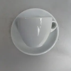 Taza y Platillo <span class=keywords><strong>de</strong></span> Porcelana Cerámica Portátiles <span class=keywords><strong>de</strong></span> 90cc para Capuchino con Logotipo Personalizado para Uso en Bares - Product Image 2