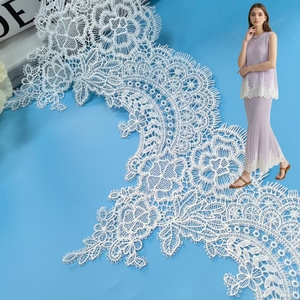 Dentelle brodée chimique soluble dans l'eau en soie de lait 100 % polyester, blanche et noire, motif floral, largeur 20 cm, directement de l'usine - Product Image 1