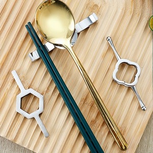 Juego de soporte para palillos y cucharas de acero inoxidable, vajilla de estilo chino, cuchara para servir y almohadilla para palillos, multifuncional - Product Image 1