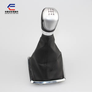 Pommeau de levier de vitesse en cuir pour Ford Focus, avec boule argentée mate, design ergonomique pour voitures à transmission manuelle - Product Image 3