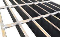 Grille en acier électro-forgé galvanisé en conformité avec la norme ASTM A123 pour passerelle de plateforme offshore
