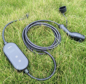 Cargador de Vehículos Eléctricos Portátil para el Hogar, 11KW, Tipo 2, IP67, 16A, Trifásico, con Enchufe CEE Rojo para Uso Rápido en Interiores y Exteriores, al Mejor Precio - Product Image 2