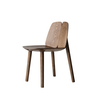 Silla de Comedor de Madera Maciza de Estilo Nórdico Minimalista Tongchongzhe, Silla de Estudio de Fresno Blanco/Nogal Negro con Diseño de Pétalo - Product Image 4