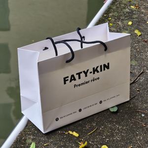 Bolsa de Papel Blanco de 250g con Logotipo Personalizado, Bolsa de Regalo Reciclable para Tiendas, Comercios y Centros Comerciales - Product Image 5