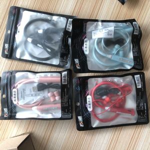หูฟังไร้สายแบบคล้องคอ G01 TWS ราคาประหยัด พร้อมจอ LED แสดงผล รองรับแฮนด์ฟรี เสียงสเตอริโอ เหมาะสำหรับออกกำลังกาย - Product Image 6