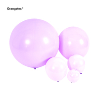 Lot de ballons en latex de couleurs assorties pour Noël, Halloween, la Saint-Valentin – Décoration de fête durable en caoutchouc – Fournitures de fête