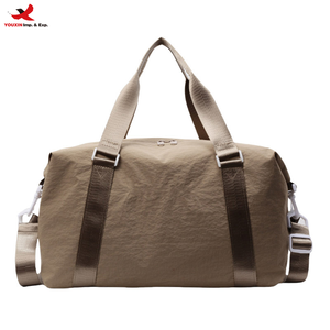 Sac de voyage léger et imperméable, avec logo brodé, bandoulière amovible, compartiment sec/humide, fermeture éclair tendance, pour commande en gros mixte (RTS) - Product Image 1