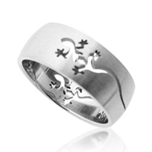 Anillos Árabes de Acero Inoxidable de Titanio Grabados con Lagarto Hueco Baratos - Product Image 4