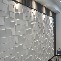 Panneau mural 3D en PVC, imperméable et résistant à l'humidité, installation facile, motif géométrique pour salon moderne et espaces de divertissement