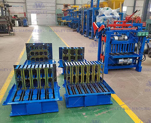 Machine à fabriquer des blocs de ciment Wadley, machine à fabriquer des blocs creux, machine à fabriquer des briques - Product Image 2