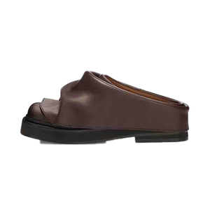 Sandalias de mujer con punta cuadrada, pantuflas con superposición plisada, zapatos planos de suela gruesa para oficina - Product Image 1