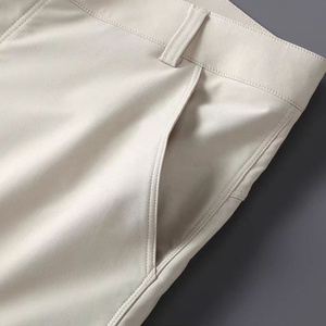 <span class=keywords><strong>Pantaloncini</strong></span> Sportivi da <span class=keywords><strong>Uomo</strong></span> Personalizzabili con Logo, <span class=keywords><strong>Beige</strong></span>, Asciugatura Rapida, Tessuto Elasticizzato con Tasche con Zip, Casual, Business, per Attività all'Aperto, Prezzo di Fabbrica - Product Image 3