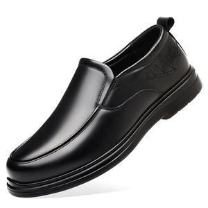 Mocasines de cuero genuino para hombre, con punta redonda, sin cordones, suela de goma suave, zapatos casuales de otoño para papá, talla grande - Product Image 5
