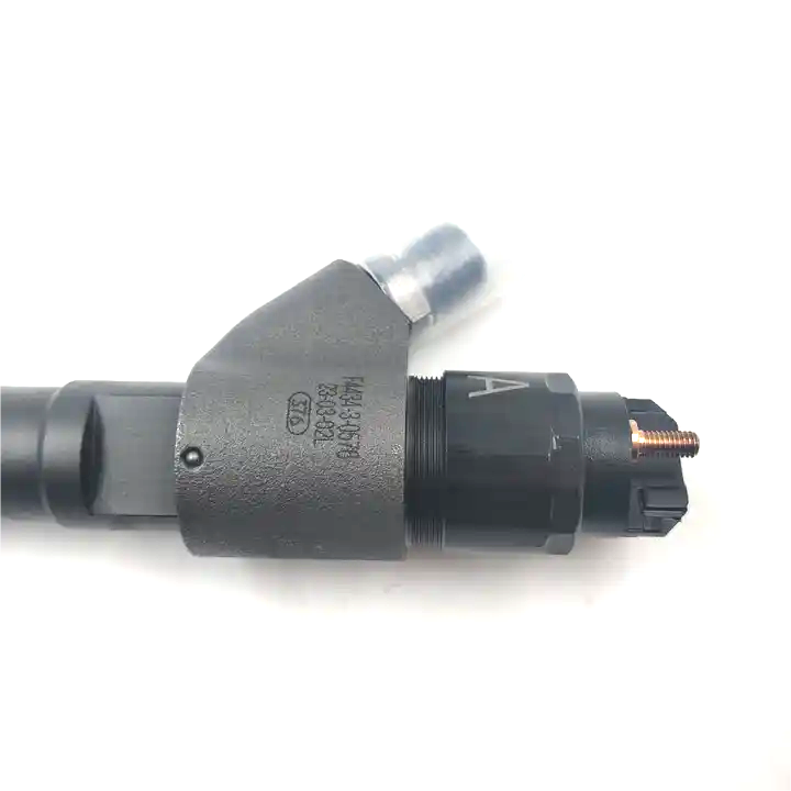 Diesel Engine New Fuel Injector 0445120067 Common Rail Injection Nozzle 0 445 120 067 4290987 For KHD RENAULT