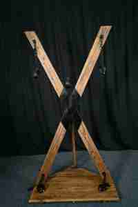 Mueble Sexual de Madera de Olmo Antiguo para Juegos de Bondage, Marco de Restricción Ajustable para Crucifixión, Cruz de San Andrés, Edgeplay, BDSM - Product Image 6