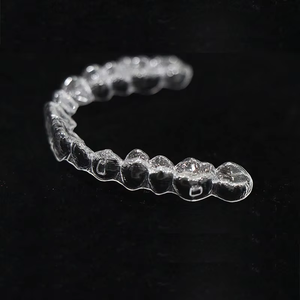 Aligneurs orthodontiques de soins dentaires personnalisés invisibles directs d'usine de Shinye pour l'entretien de l'espace aligneur clair - Product Image 1