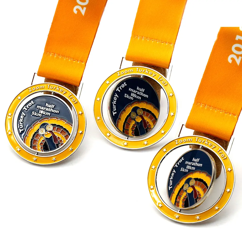 Produttore personalizzato smalto in metallo turchia souvenir 5km 10km mezza maratona in esecuzione spinner premio medaglia girevole con nastro