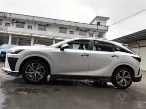 ชุดแต่งรอบคัน <span class=keywords><strong>Lexus</strong></span> <span class=keywords><strong>RX</strong></span> คุณภาพสูง ทำจากคาร์บอนไฟเบอร์แท้ ประกอบด้วยกันชนหน้าทรง <span class=keywords><strong>T</strong></span> สเกิร์ตข้าง และดิฟฟิวเซอร์หลัง - Product Image 6