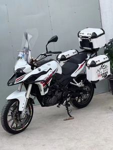 Moto d'aventure Benelli TRK251 - Moteur 251cc refroidi par eau et maniabilité stable, modèle ADV très demandé pour les passionnés tout-terrain - Product Image 3