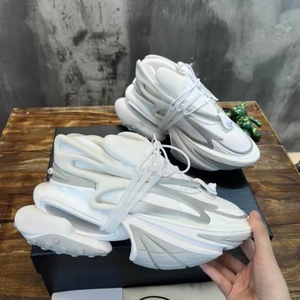 Chaussures de basket-ball pour hommes de haute qualité, design tendance, en mesh, à lacets, motif floral intemporel, légères et respirantes - Product Image 4