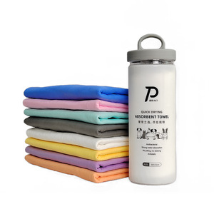 Pet Absorbent Towel 66x43cm PVA Gray White <b>Dog</b> <b>Bathing</b> Cleaning Towel - Product Image 3