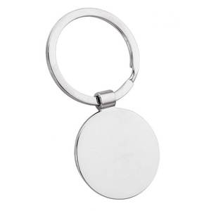 Portachiavi Personalizzato a Forma di Pallone da Calcio in Gomma e Metallo con Logo Personalizzato per Uso Aziendale - Product Image 2