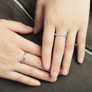 Anillos <span class=keywords><strong>de</strong></span> pareja <span class=keywords><strong>de</strong></span> lujo ligero japonés y coreano, con diseño <span class=keywords><strong>de</strong></span> <span class=keywords><strong>puente</strong></span> y beso, sencillos, abiertos, con piedra natural - Product Image 4