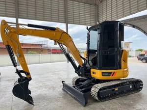 Excavatrice sur chenilles 9035FZTS avec un poids de 3,8 tonnes et une capacité de godet de 0,11 m3 - Product Image 4