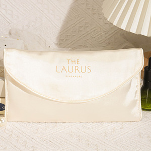 Sac en satin de luxe avec logo personnalisé imprimé, nouveau design brillant, pour cheveux, chaussures, shopping, cadeaux, protection contre la poussière, impression intégrale - Product Image 1