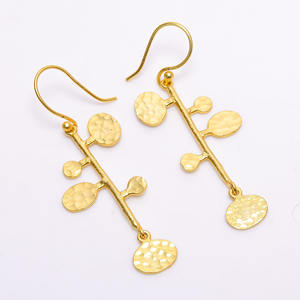 ต่างหูทองเหลืองชุบทอง18K ขายส่งเครื่องประดับทองเหลืองโบราณจากผู้ผลิตเครื่องประดับแฟชั่นแบบห้อย - Product Image 5