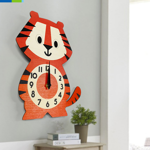 Orologio <span class=keywords><strong>da</strong></span> 12 pollici personalizzato per bambini <span class=keywords><strong>con</strong></span> simpatici animali al quarzo orologio a pendolo <span class=keywords><strong>da</strong></span> <span class=keywords><strong>parete</strong></span> <span class=keywords><strong>con</strong></span> ago in legno per soggiorno - Product Image 5
