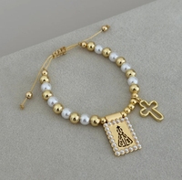 Bracelet artisanal religieux catholique plaqué or avec breloques Vierge Marie de Guadalupe et Jésus