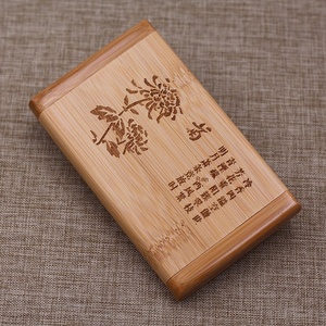 Espejo de Peine de bambú ecológico 2 en 1 Espejo de maquillaje pequeño de moda con combinación de peine para uso doméstico o de viaje - Product Image 5