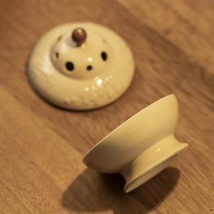 Brûleur d'encens créatif en céramique avec texture délicate en <span class=keywords><strong>porcelaine</strong></span> pour la maison - Product Image 4
