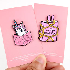 Lapel pin manufacturers china custom hard enamel lapel pin with backing card