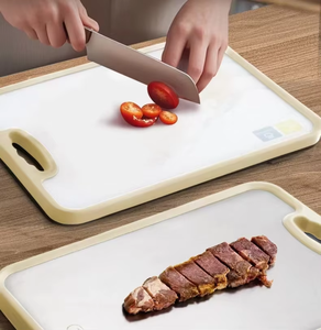 YOULIKE Tabla de cortar de doble cara-Titanio y PP de grado alimenticio | Bloque de cortar antideslizante ecológico con mango Apto para lavavajillas - Product Image 3