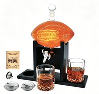 Ensemble de carafes à whisky Football avec distributeur de liqueur et refroidisseur, idéal pour Tequila, Bourbon et autres spiritueux – Cadeau original pour les fans de football