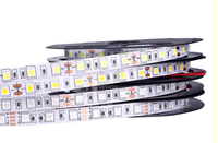 Lampu strip LED 5050 lebar 10mm yang dapat dipotong, beroperasi pada DC 12V / 24V, dikontrol oleh aplikasi, Ra90, IP67, cocok untuk taman luar ruangan
