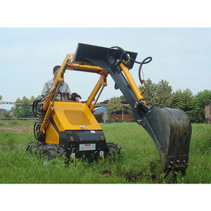 Mini <span class=keywords><strong>Dozer</strong></span> Blade Compact Tracked Stand-On Mini Skid Steer Loader untuk Dijual - Product Image 4