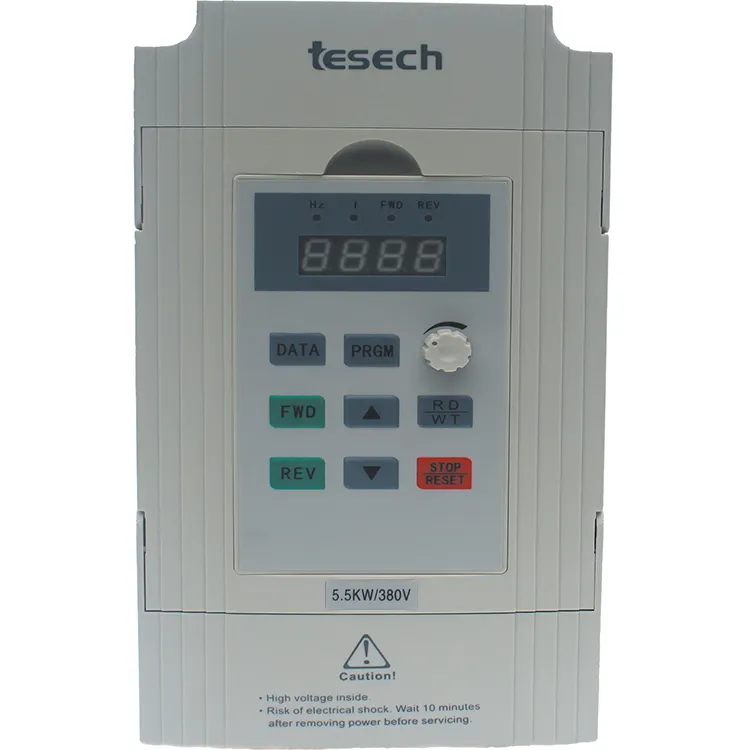 Tesech 230v एकल-चरण 0.75kw 1hp पैनल प्रदर्शन चर आवृत्ति ड्राइव पलटनेवाला वेक्टर नियंत्रण