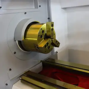 Tour cnc 5 axes CK6150X1000, adapté à la finition rugueuse des arbres et des disques