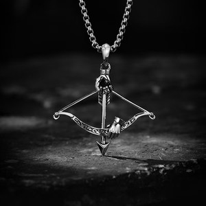 Collana Versatile in Acciaio Inossidabile con Ciondolo in Lega a Forma di Arco e Freccia 3D, Accessorio Hip Hop da Uomo per Maglione - Product Image 4
